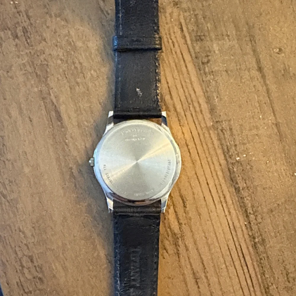 Tiffany & Co. Black and Silver Men's Watch - Picture 4 of 4